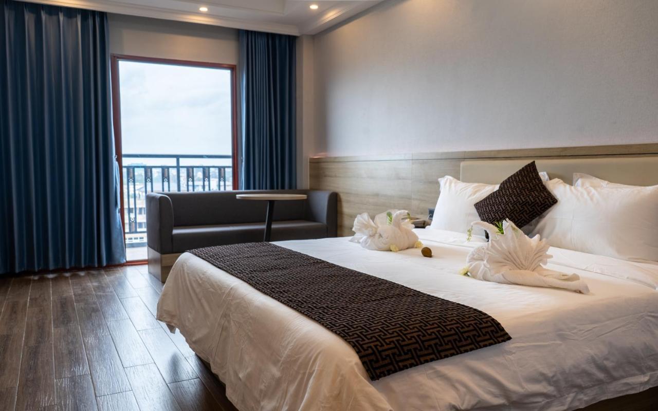 G.C Royal Hotel Akra Zewnętrze zdjęcie