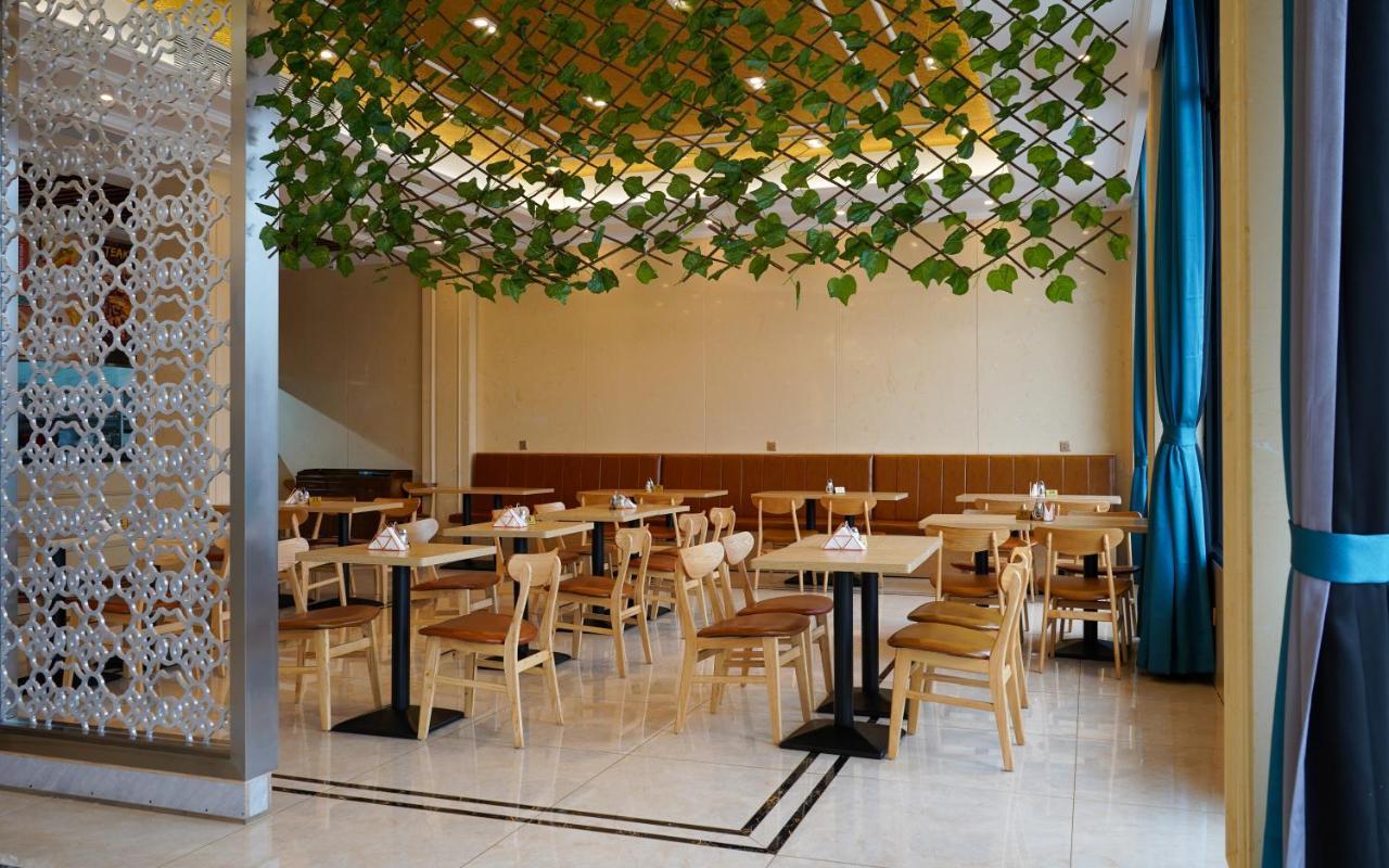 G.C Royal Hotel Akra Zewnętrze zdjęcie